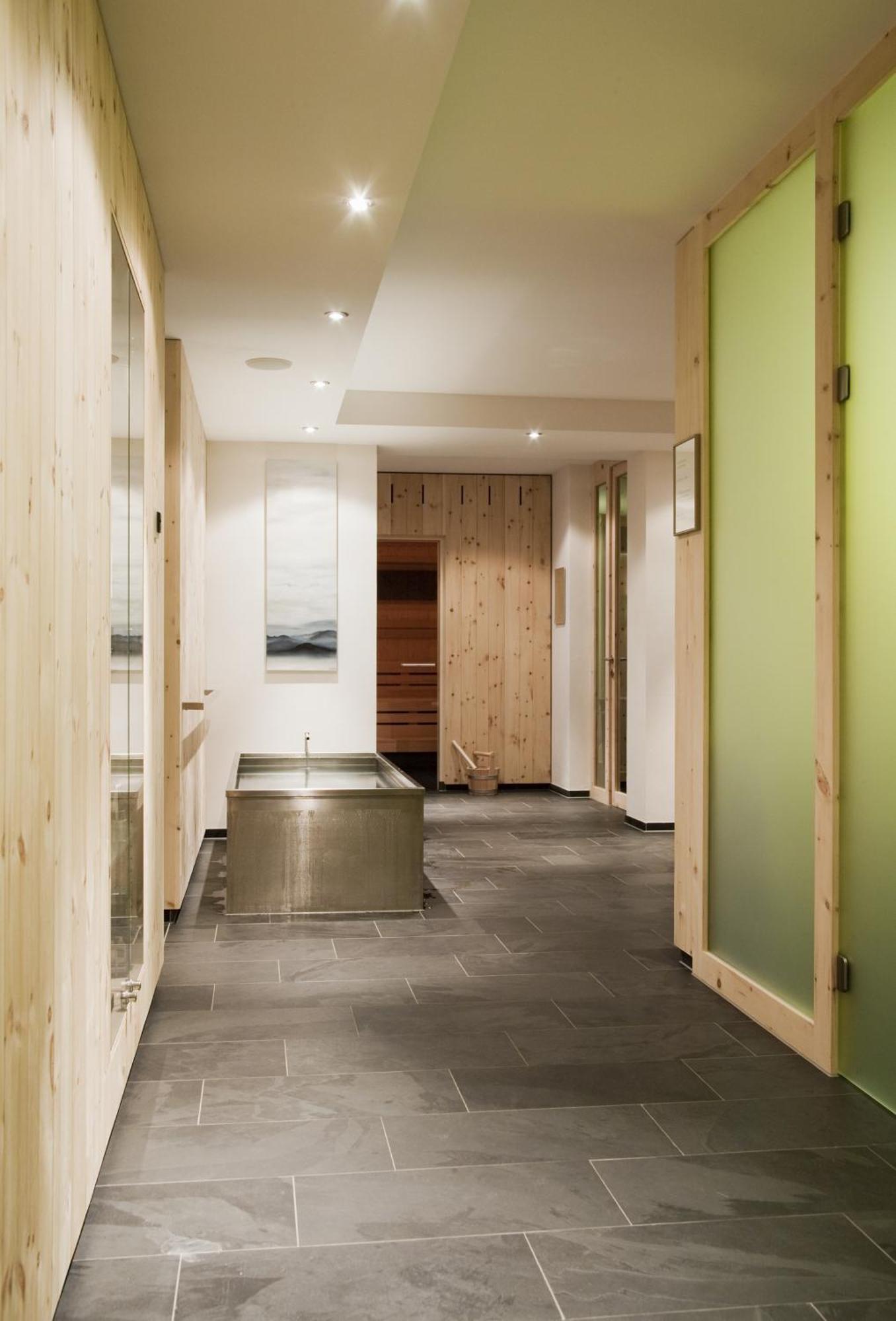 Schlegelhof Hotel เคียร์ชซาร์เทิน ภายนอก รูปภาพ