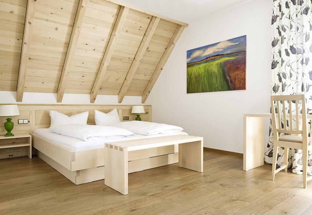 Schlegelhof Hotel เคียร์ชซาร์เทิน ภายนอก รูปภาพ